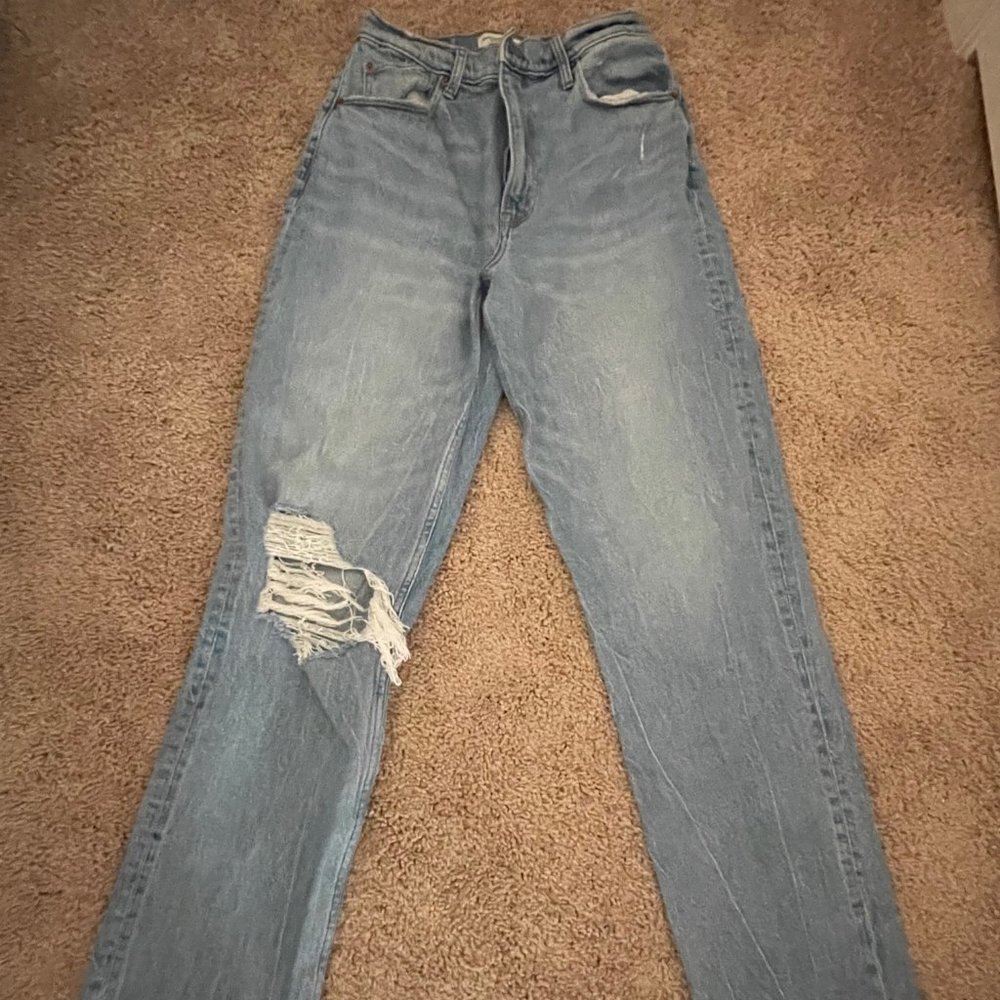 Abercrombie & Fitch Ultra High Rise 90's Straight Jean
